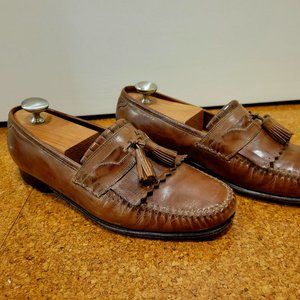 Johnston & Murphy Tassel Loafer